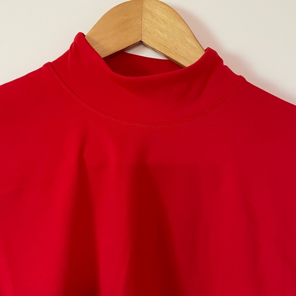 NWT NIKE YOGA DRI-FIT LUXE WOMEN'S LONG SLEEVE CROP TOP - Picture 7 of 10